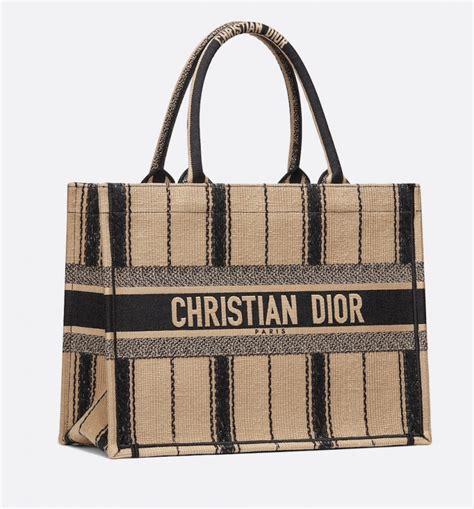 bolsa christian dior tote precio|farfetch bolsas Christian Dior.